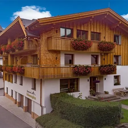 Alpenjuwel Rohnenspitze Zöblen